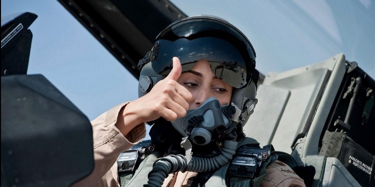 السعودية : فتح باب التجنيد أمام النساء 