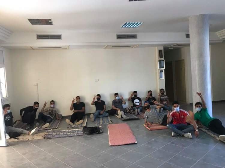 أسندت لهم الادارة صفر : 400 طالب بمعهد الدراسات التكنولوجية بمدنين يضربون