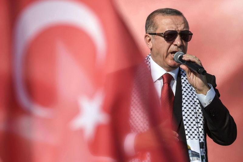 أردوغان : ضرورة حماية الفلسطينيين بقوة دولية