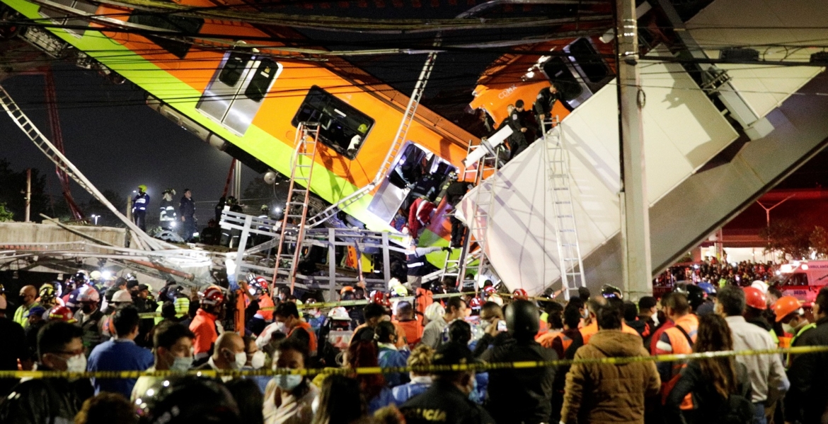 المكسيك : قتلى وجرحى اثر انهيار جسر وسقوط قطار 