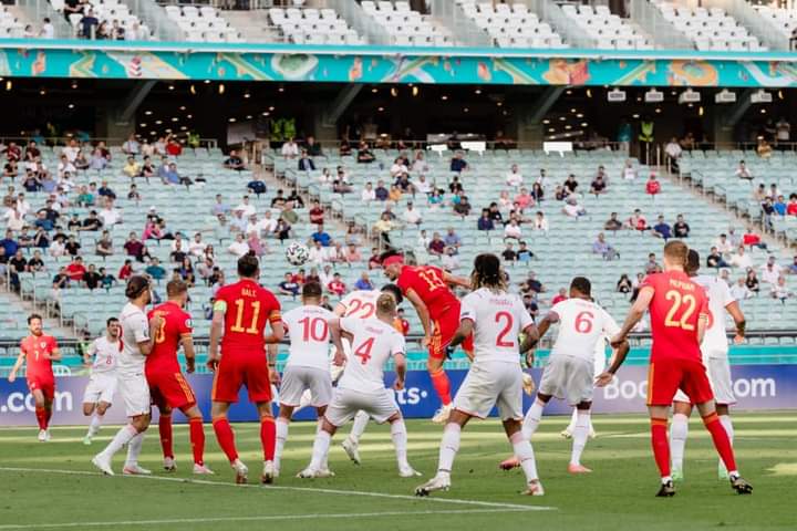 ويلز تتعادل مع سويسرا