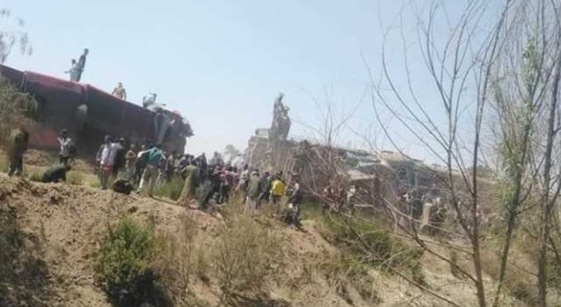 وقوع إصابات في إنقلاب قطار في مصر